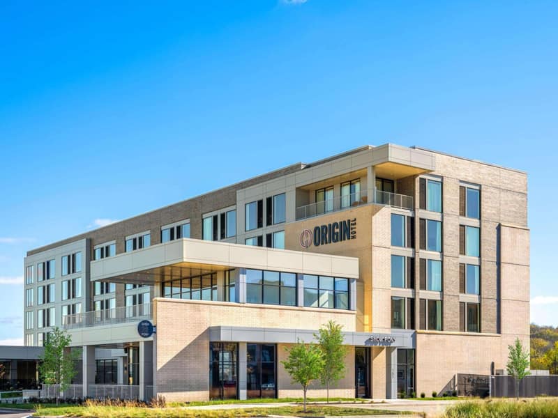 Origin Kansas City Riverfront, a Wyndham Hotel — building