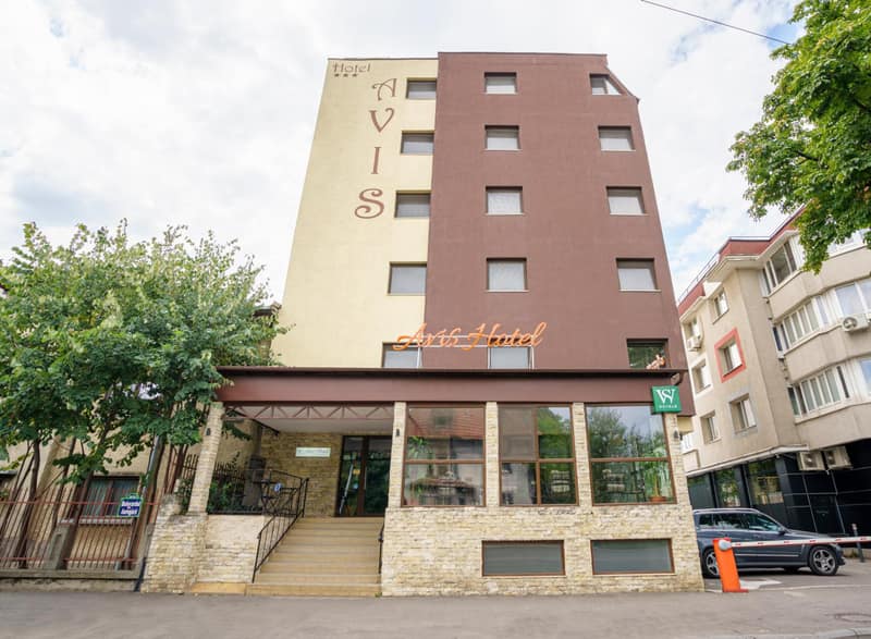 Avis Hotel By WS Group — building
