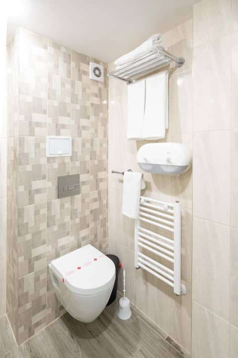 Hotel Boutique 5 - Free parking - Free breakfast - Free internet - EVSE — photo 9