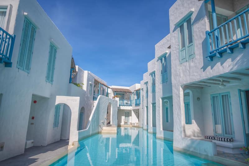 Resort de Paskani — building