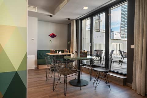 Holiday Inn - the niu, Charly Frankfurt City by IHG — photo 9