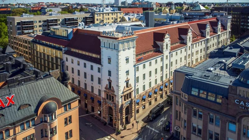 Radisson Blu Plaza Hotel, Helsinki — building