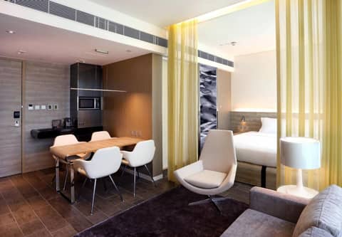 Lodgewood by Nina Hospitality Mong Kok — photo 4