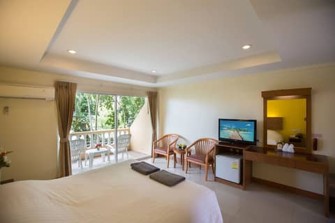 Twin Palms Resort — photo 9