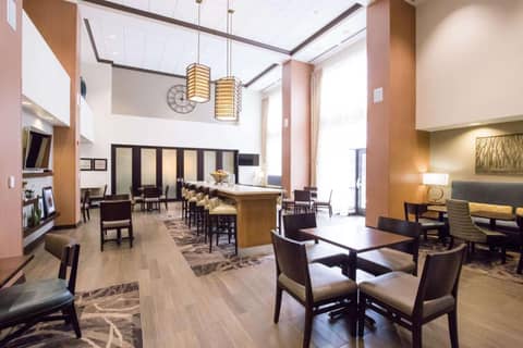 Hampton Inn & Suites - Pittsburgh/Harmarville, PA — photo 6