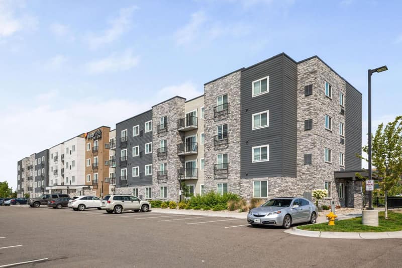WaterWalk Extended Stay by Wyndham Minneapolis - Plymouth — building