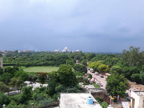 Hotel Taj Plaza, Just a 5-minute walk from the Taj Mahal 600 meters — photo 7