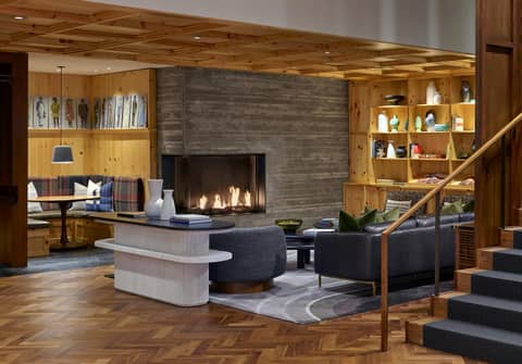 Limelight Hotel Denver — recepcion & lobby