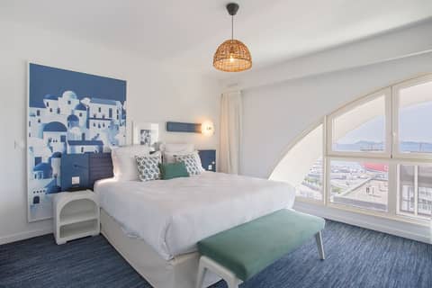 Appart Hotel Odalys City Marseille Centre Euromed — hotel room