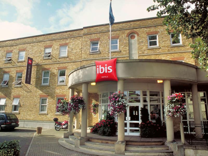 ibis London Greenwich — building