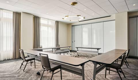 Hyatt House Chicago Medical/University District — photo 9