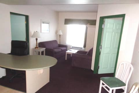 Allure Suites of Fort Myers — photo 6