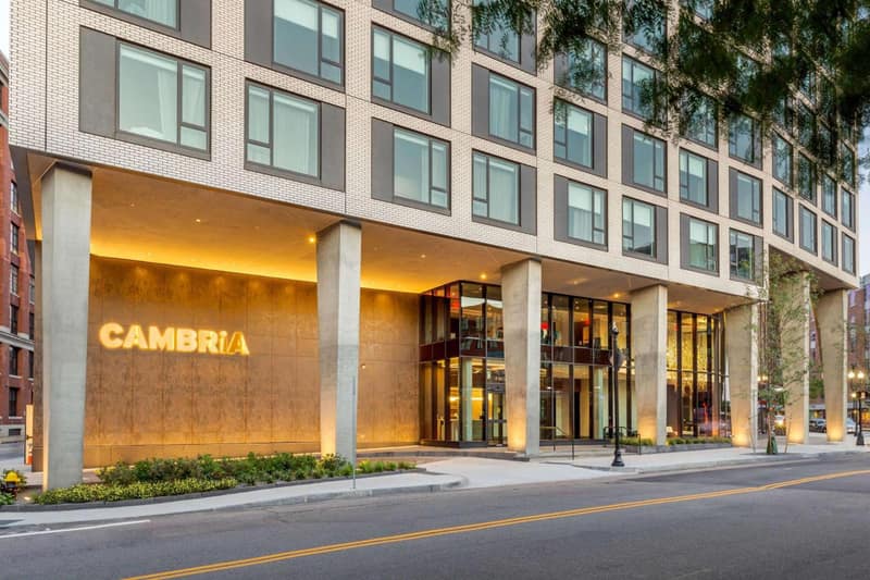 Cambria Hotel Boston Downtown - Seaport — building