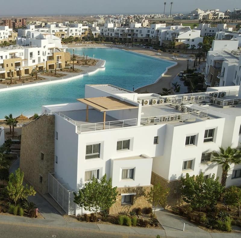 EL Gouna Swan Lake Apartment — building