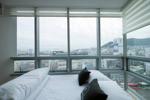 K-Guesthouse Premium Nampo 1 — hotel room
