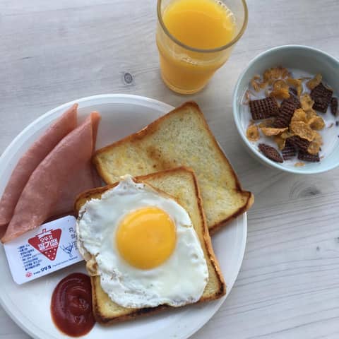 K-Guesthouse Premium Nampo 1 — dining