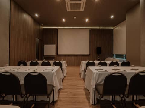 Binn Hotel — photo 2