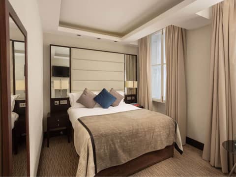 Montcalm Brewery Townhouse — hotel room