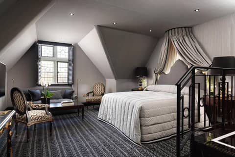 Milestone Hotel Kensington — roof