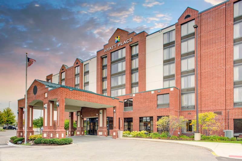 Hyatt Place Detroit/Livonia — building