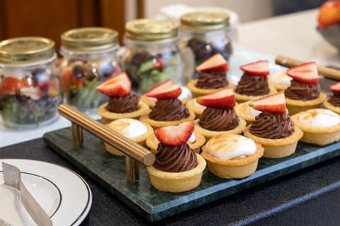 Protea Hotel by Marriott Johannesburg Balalaika Sandton — photo 2