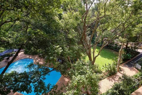 Protea Hotel by Marriott Johannesburg Balalaika Sandton — photo 3