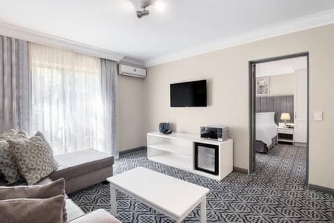 Protea Hotel by Marriott Johannesburg Balalaika Sandton — photo 6