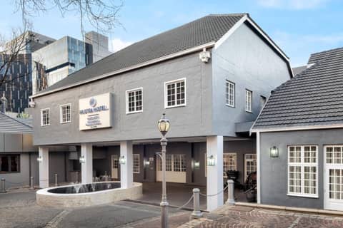 Protea Hotel by Marriott Johannesburg Balalaika Sandton — photo 9