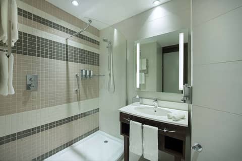Hampton by Hilton Dubai Airport — photo 9