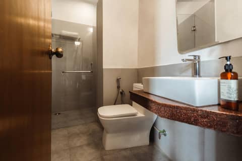 Minimalist Poshtel & Suites — photo 7