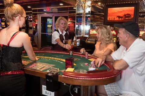 Skyline Hotel and Casino — photo 2