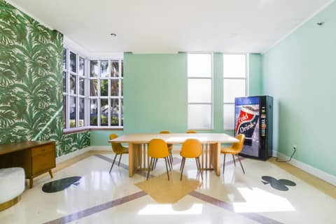 Tropics Hotel Miami Beach — photo 4