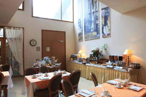 Amiral Hôtel — dining