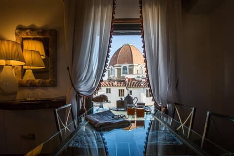 Hotel Burchianti — hotel room