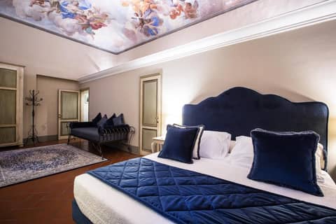 Hotel Burchianti — hotel room