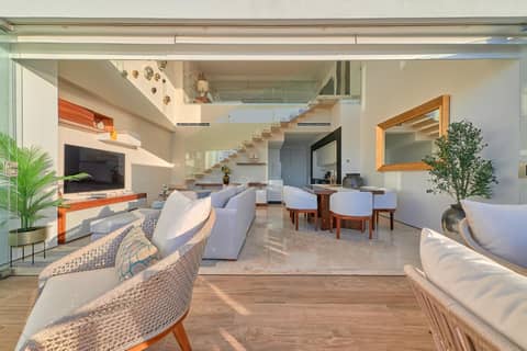 Maxwell Collection Romantic Zone — lounge