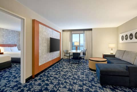 Embassy Suites by Hilton Washington DC Convention Center — photo 5