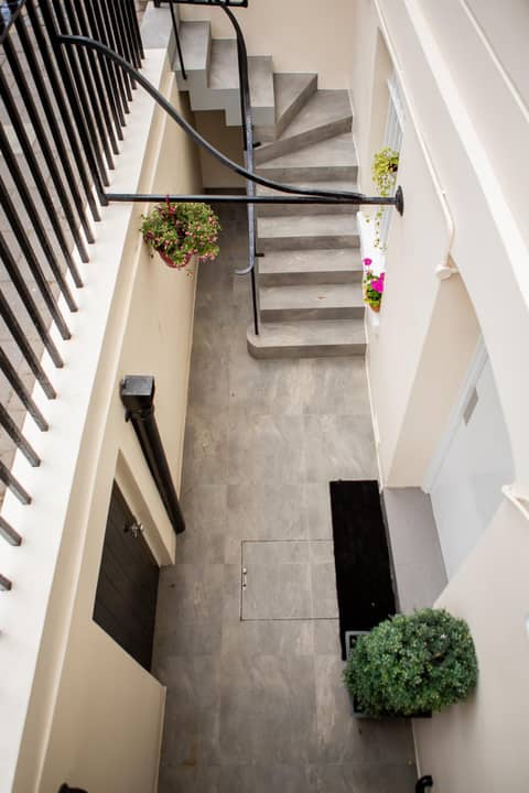 Marylebone Inn — balcony
