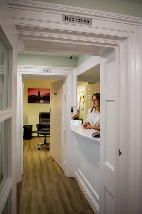 Marylebone Inn — hotel reception