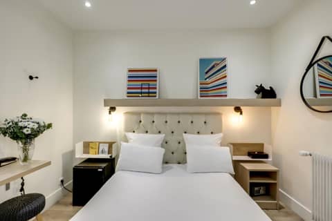 Hôtel Alexandrine Opera — hotel room