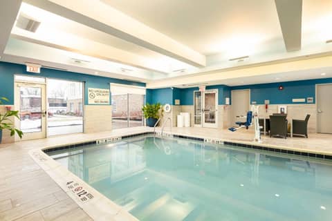 Hampton Inn Buffalo - Amherst — recepcion & lobby