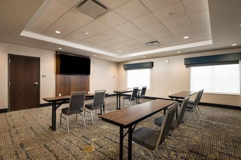 Hampton Inn Buffalo - Amherst — meeting & event spaces