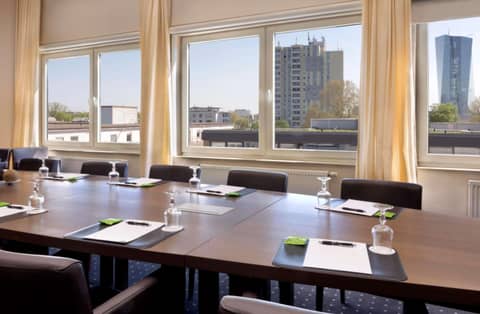 Flemings Hotel Frankfurt Main-Riverside — photo 7
