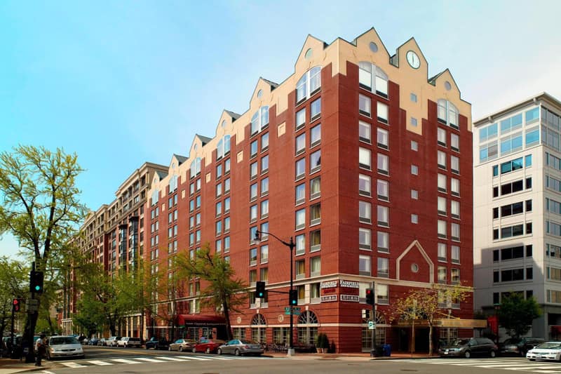 Fairfield Inn & Suites by Marriott Washington Downtown — building