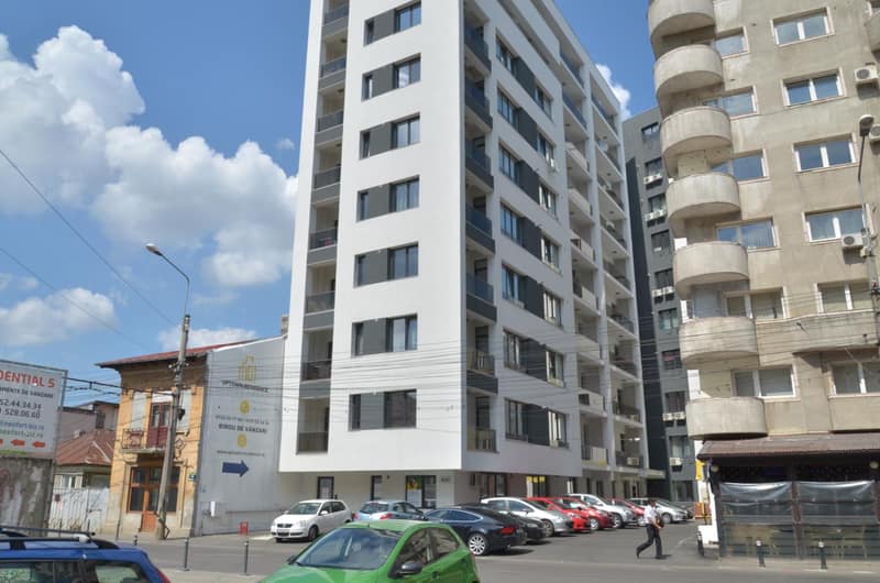 Uptown Residence Apartments — building