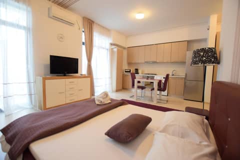 Uptown Residence Apartments — photo 5