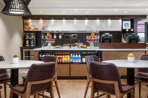 Courtyard by Marriott Minneapolis Downtown — photo 7