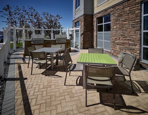 Homewood Suites by Hilton Calgary-Airport, Alberta, Canada — photo 6
