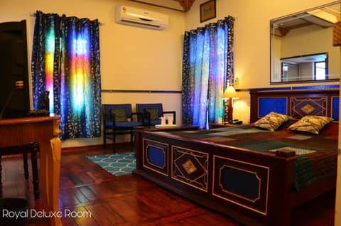 Hotel Vimal Heritage — hotel room