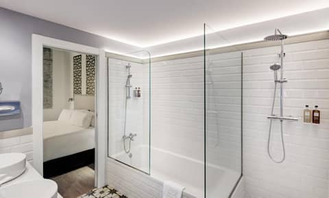 Sercotel Granada Suites — photo 9